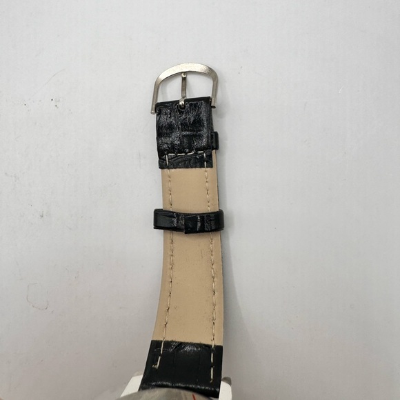 Set of two Calvin hill watches needs battery - Picture 11 of 13